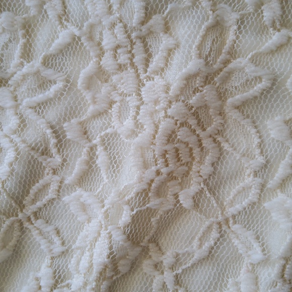 Kimchi Blue White Lace Skirt - Picture 5 of 6